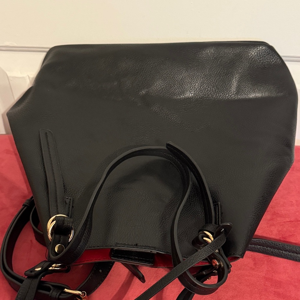 Black Leather Tote Bag - Picture 13 of 14